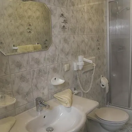 Ferienhotel Dobler Weissenbach am Lech